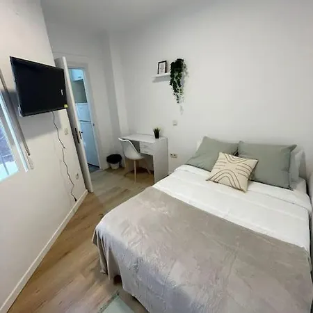 Juan Pantoja, Apartamento Para 2 En Metro Alvarado Madrid Exterior photo