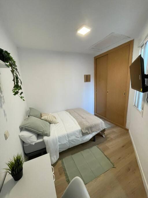 Juan Pantoja, 2 En Metro Alvarado Apartament Madrid